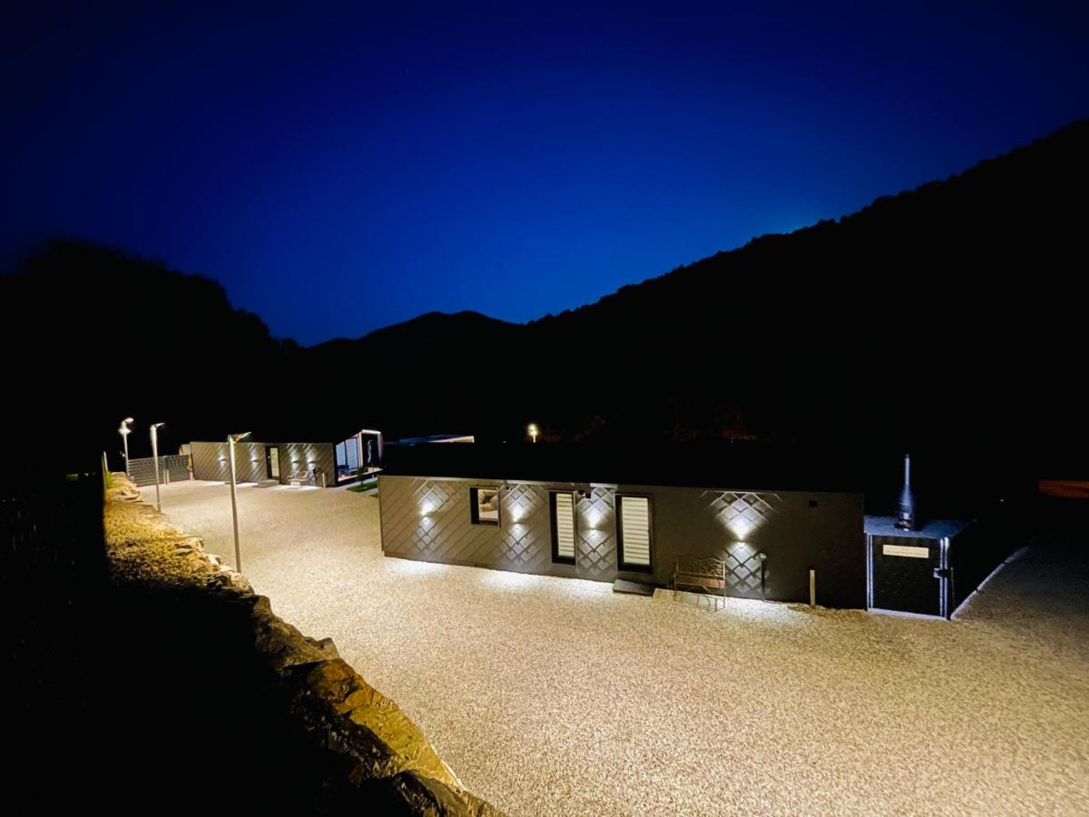 Voralpen Lodge - Ferienhaus Mit Gym & Wellnessbereich Traisen Exterior foto