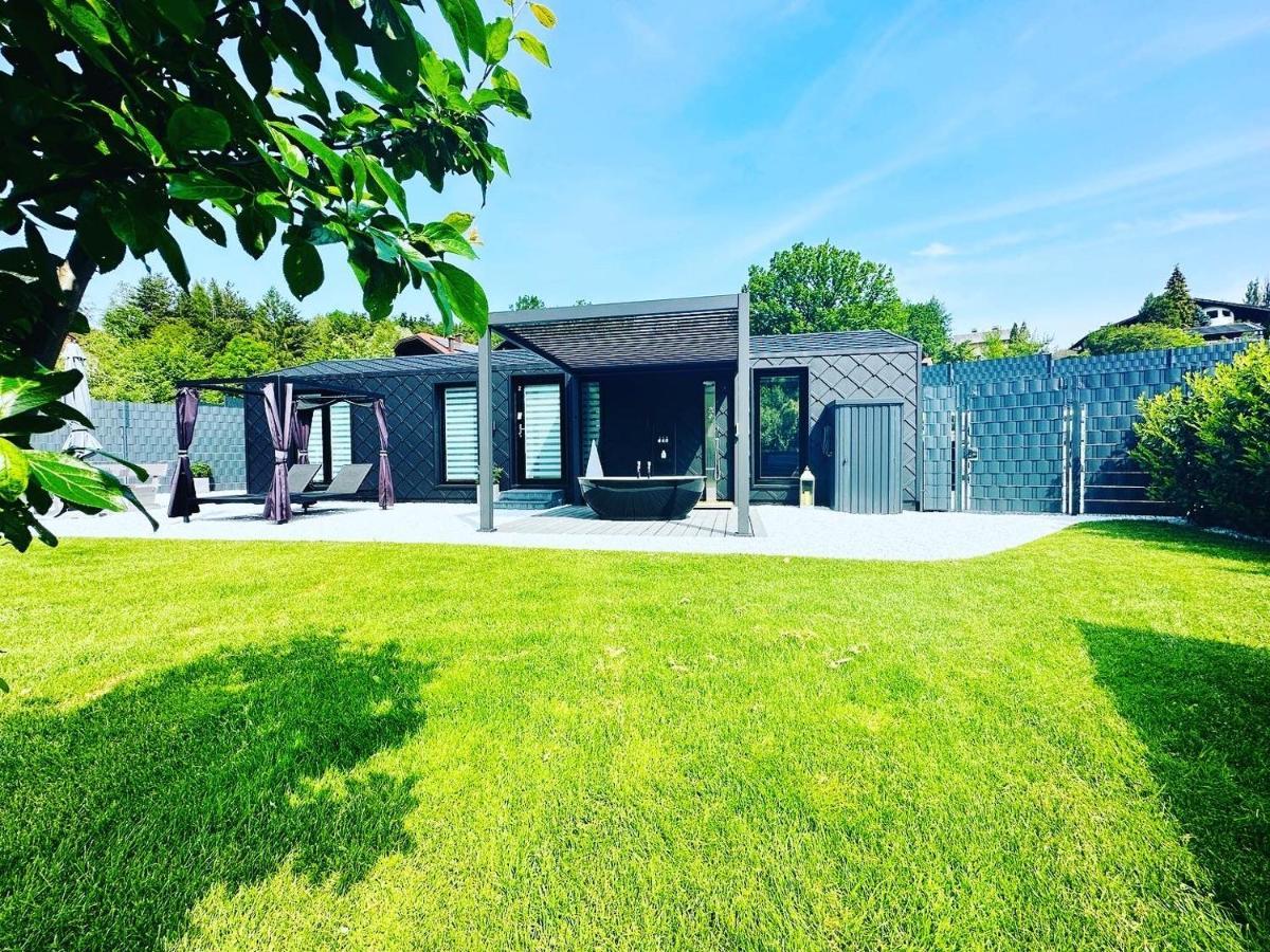 Voralpen Lodge - Ferienhaus Mit Gym & Wellnessbereich Traisen Exterior foto
